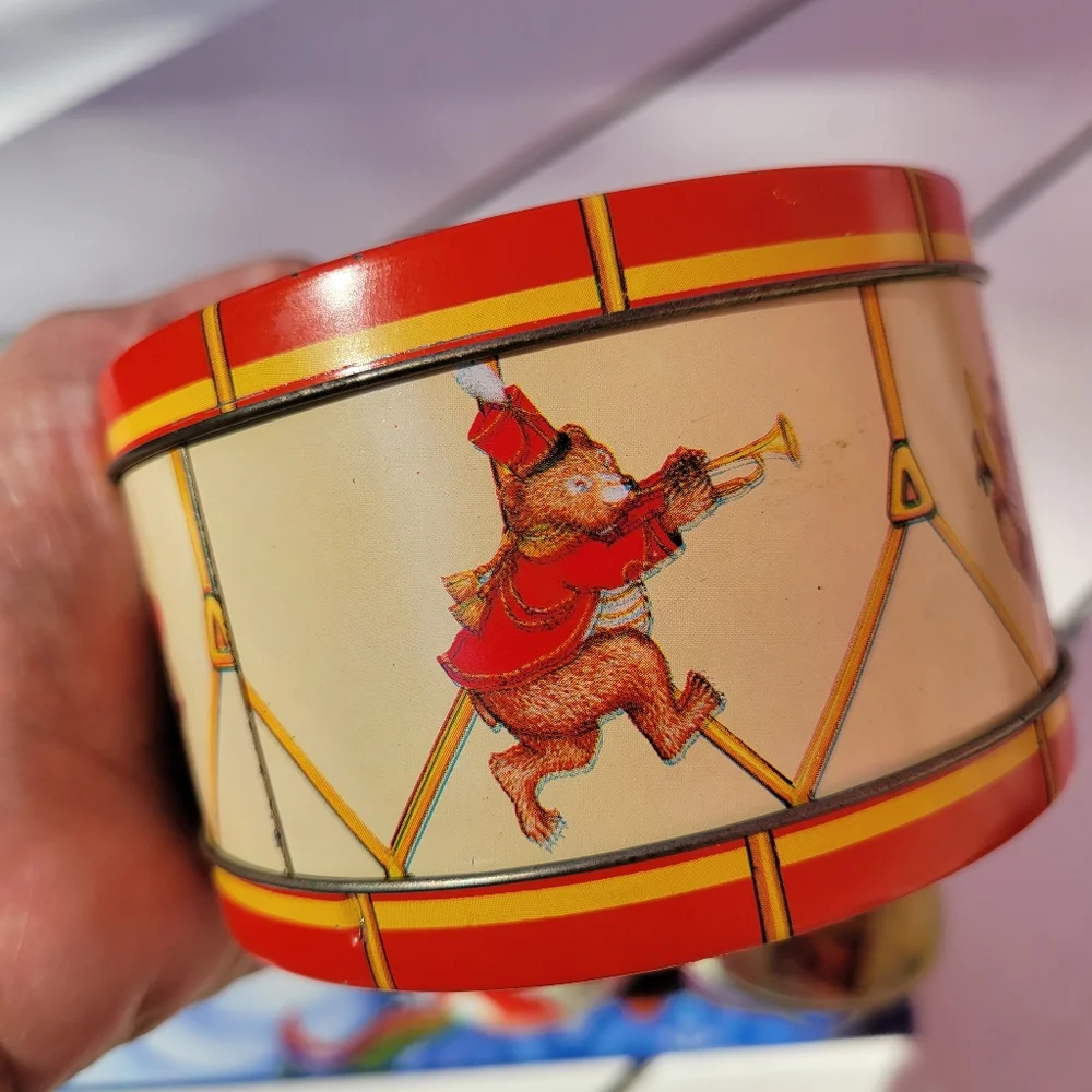 Christmas Tin Bundle ~ Shackman Co Santa, Drum, Bank & Cheinco Mrs. Claus ~Cute!